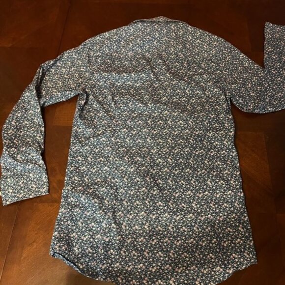 Bar III Men Slim Fit Stretch Floral Button-Down Shirt  Long sleeves button cuffs - Picture 2 of 5